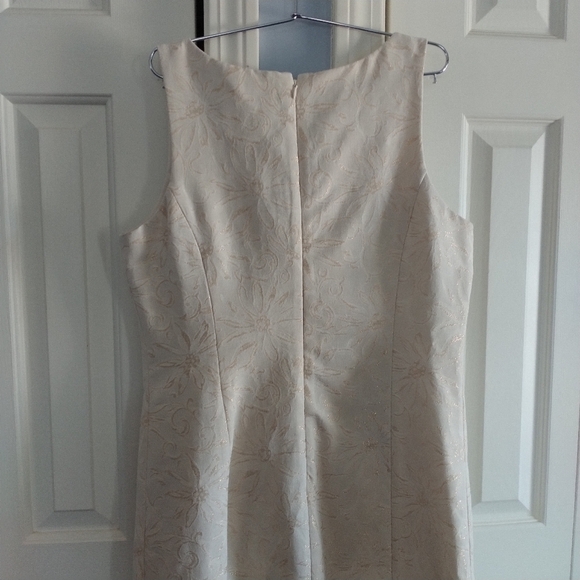 Pappagallo Cream & Gold Classic Sheath Dress 10 - Picture 9 of 12